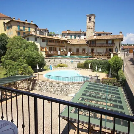 Borgo Castelli